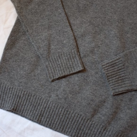 Highness House lambwool sweater - Picture 4 of 6